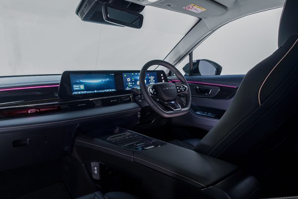 OMODA E5